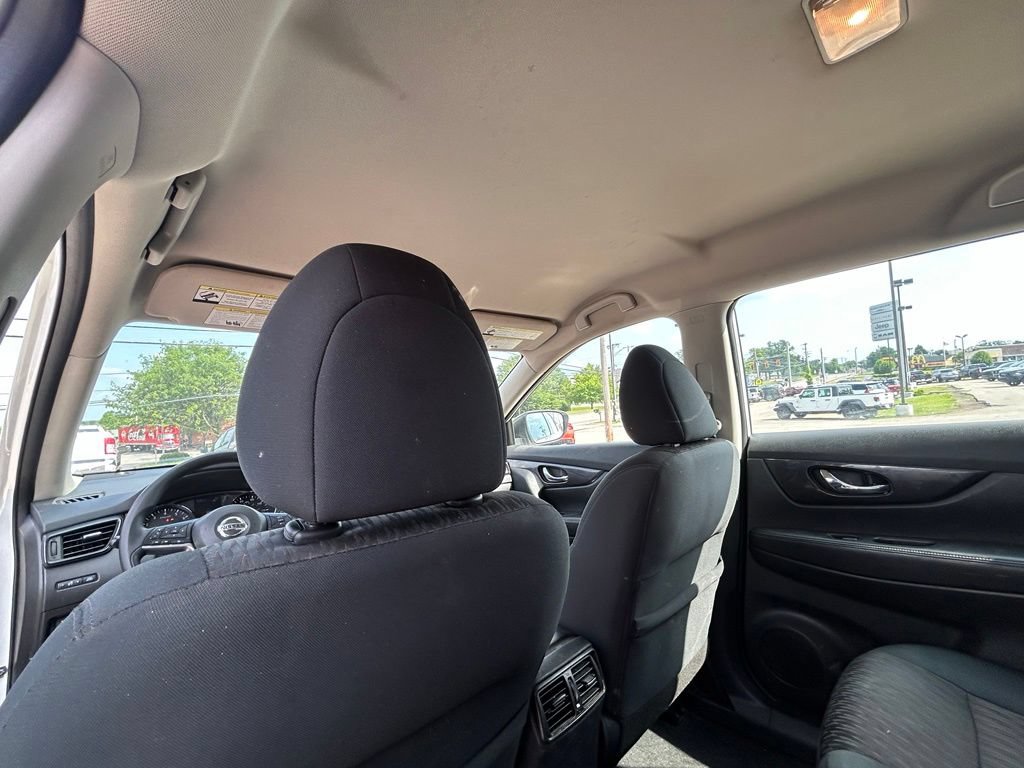 Used 2018 Nissan Rogue S FWD image 25