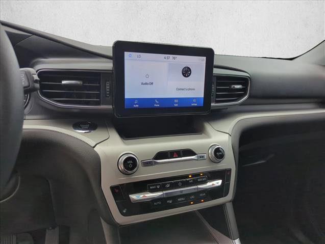Used 2023 Ford Explorer XLT w/ Equipment Group 202A image 13
