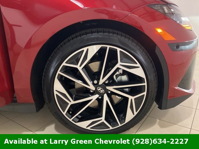 Used 2025 Hyundai Ioniq 6 Limited image 31