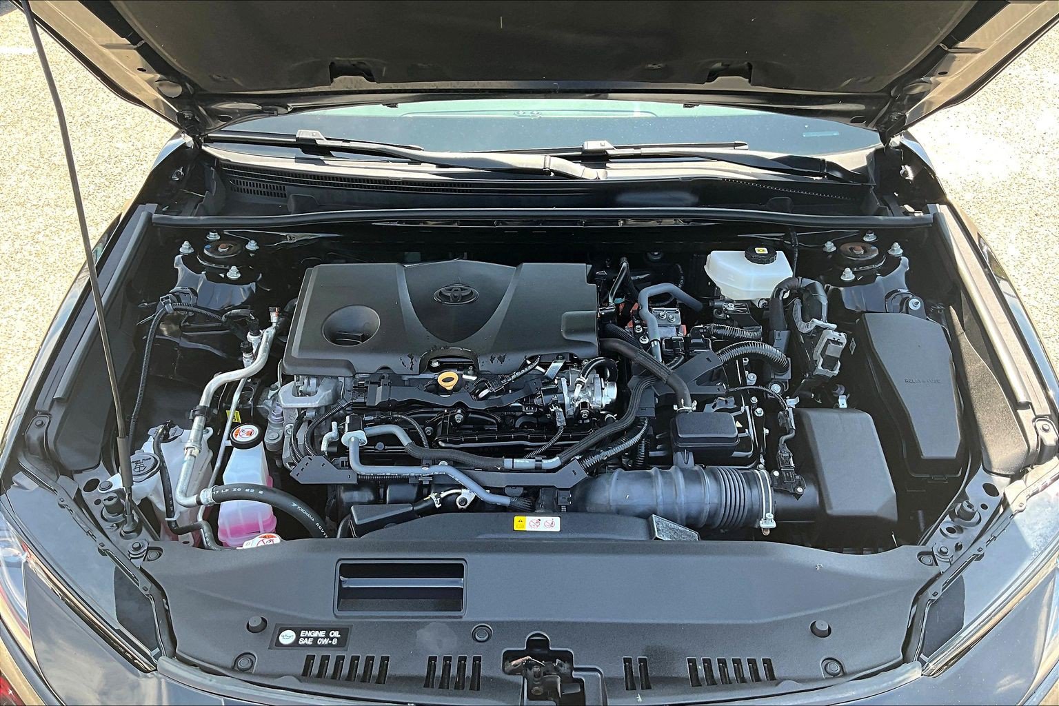 Used 2025 Toyota Camry SE FWD image 9
