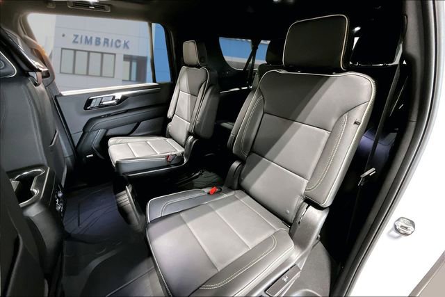 New 2026 Chevrolet Suburban Premier AWD/4WD image 10