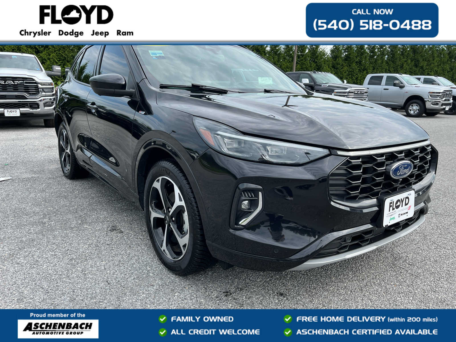 Used 2023 Ford Escape ST-Line Elite w/ Premium Technology Package AWD/4WD image 1