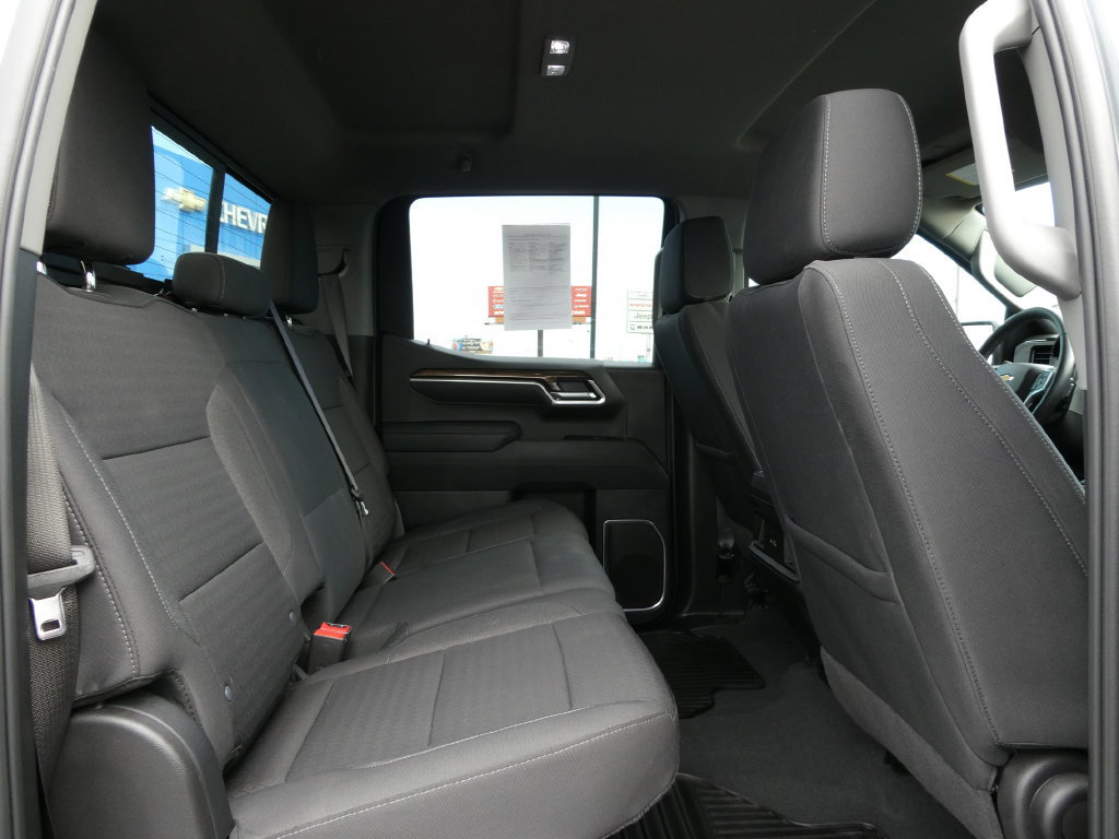 Certified 2025 Chevrolet Silverado 1500 LT AWD/4WD image 16
