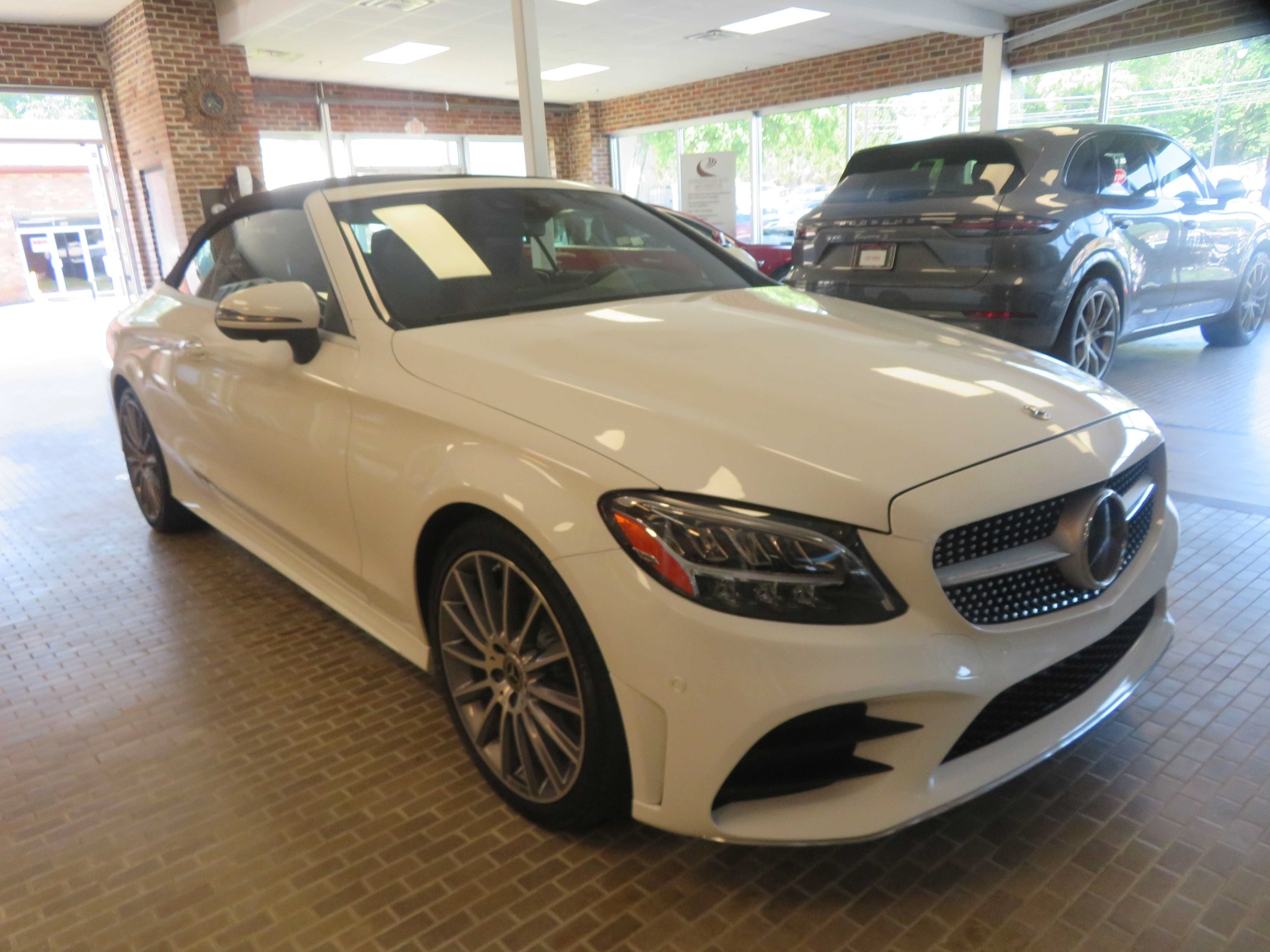 Used 2021 Mercedes-Benz C 300 Cabriolet image 3