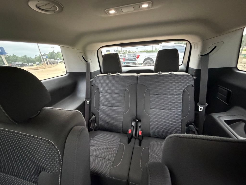 Used 2023 GMC Acadia SLE w/ Driver Convenience Package AWD/4WD image 21
