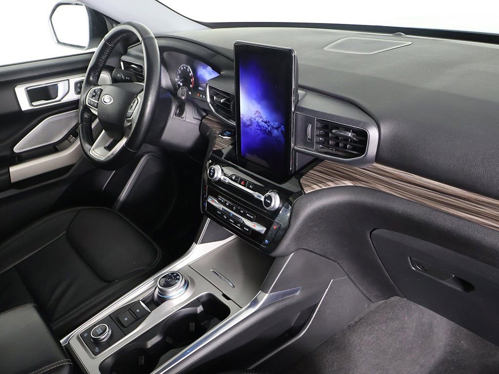 Used 2022 Ford Explorer Limited w/ Limited Technology Package image 33