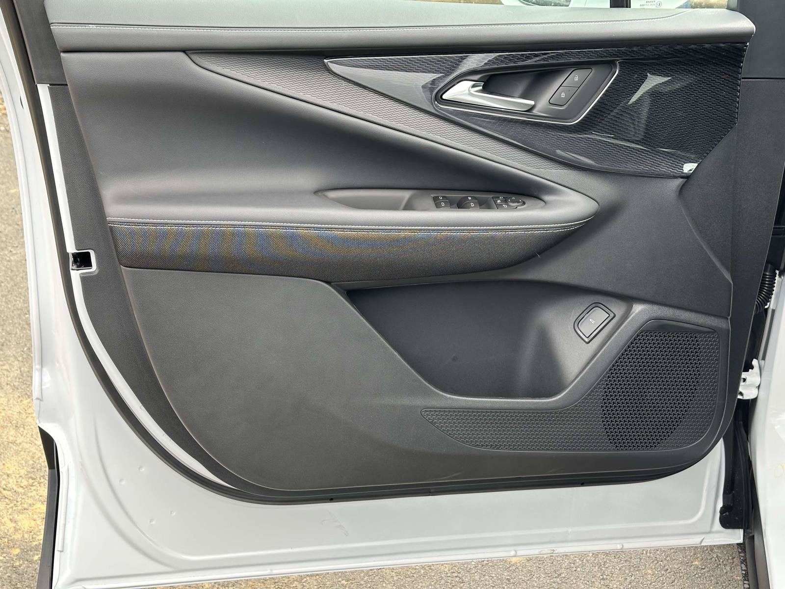 New 2026 Chevrolet Blazer EV LT AWD/4WD image 19