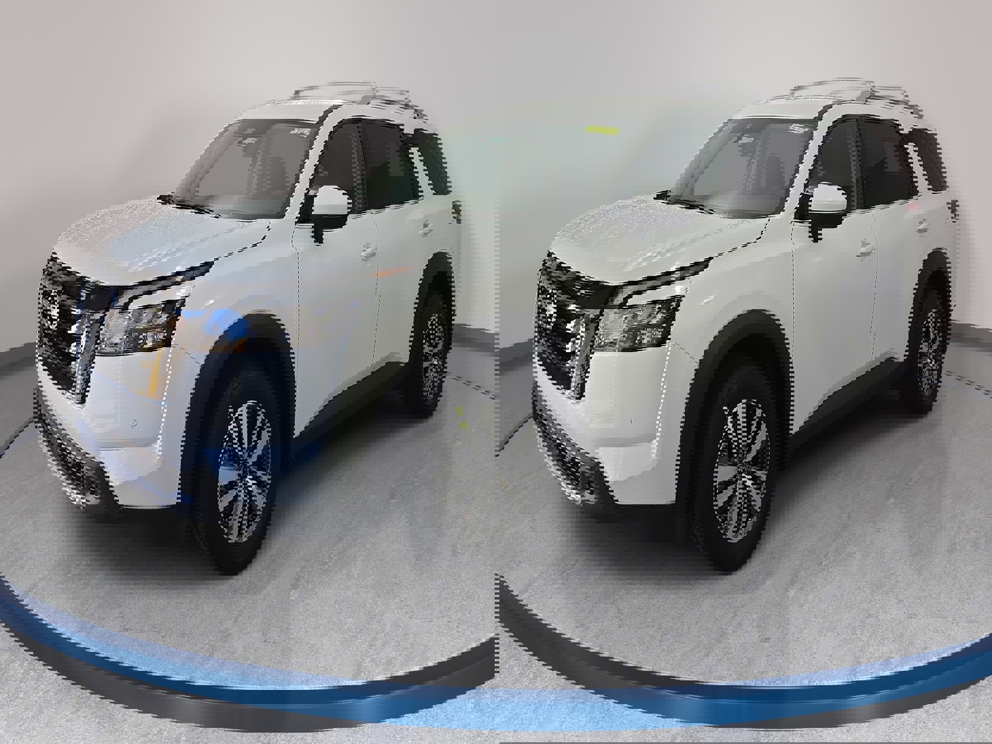 New 2025 Nissan Pathfinder SL w/ Black Appearance Package