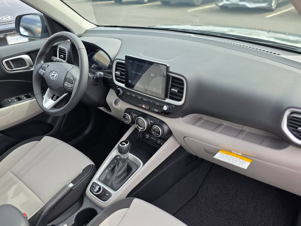 New 2026 Hyundai Venue SEL FWD image 9