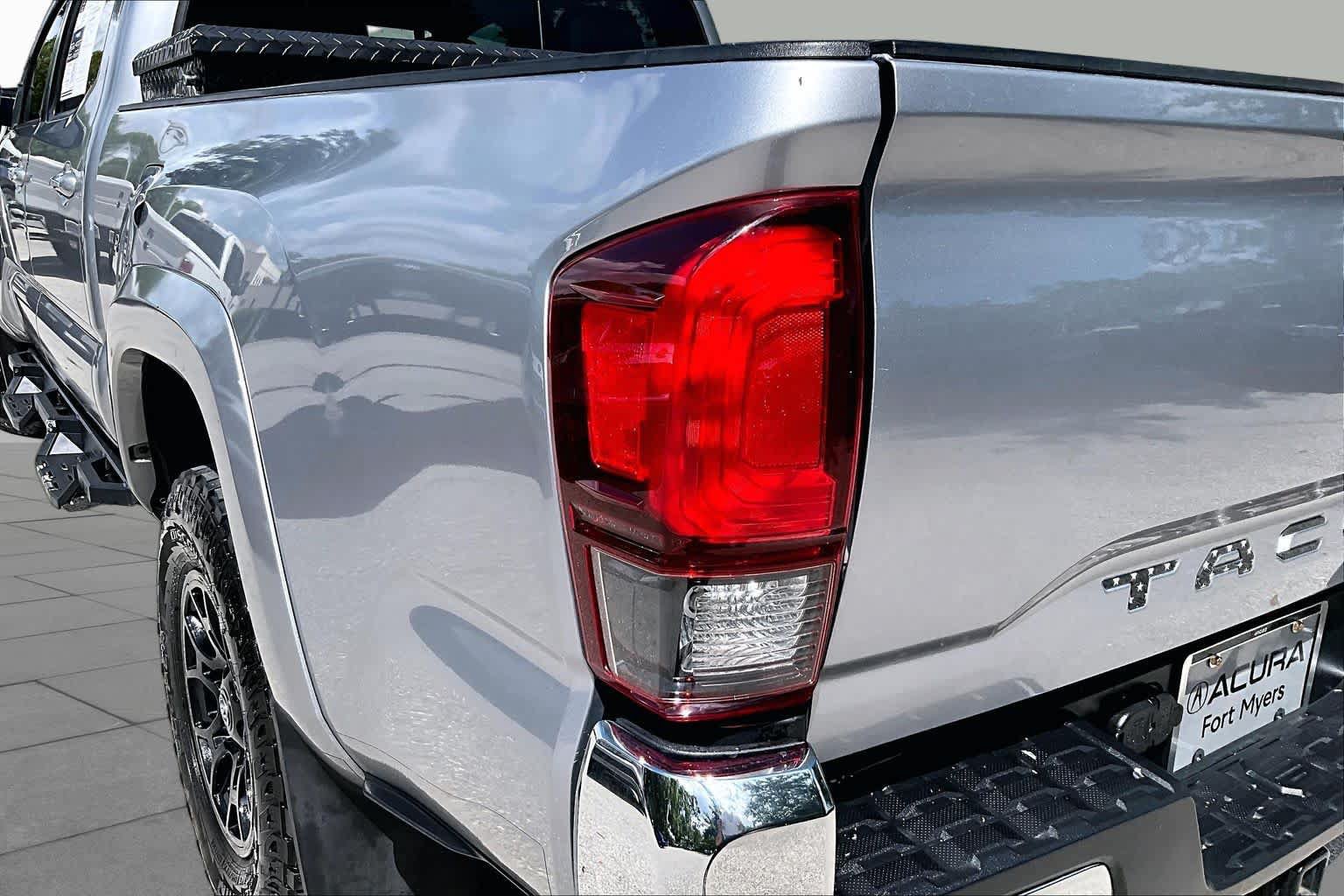 Used 2021 Toyota Tacoma SR5 RWD image 29