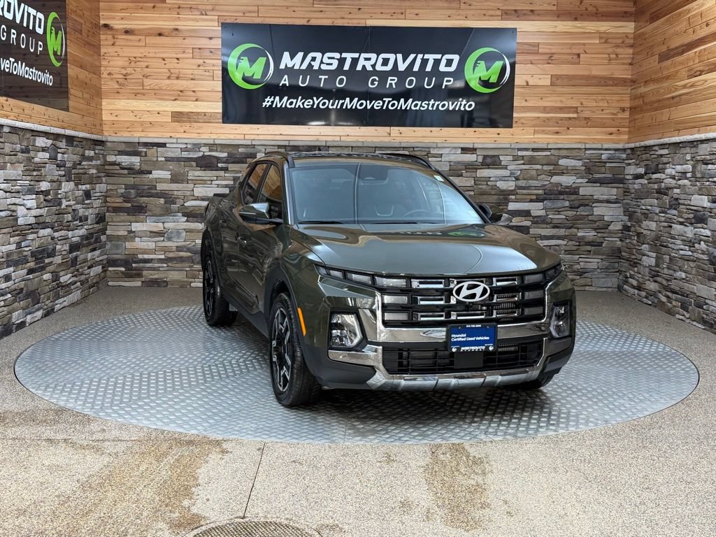 Certified 2025 Hyundai Santa Cruz Limited AWD/4WD image 2