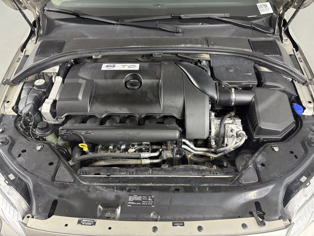 Used 2015 Volvo XC70 T6 Platinum image 40