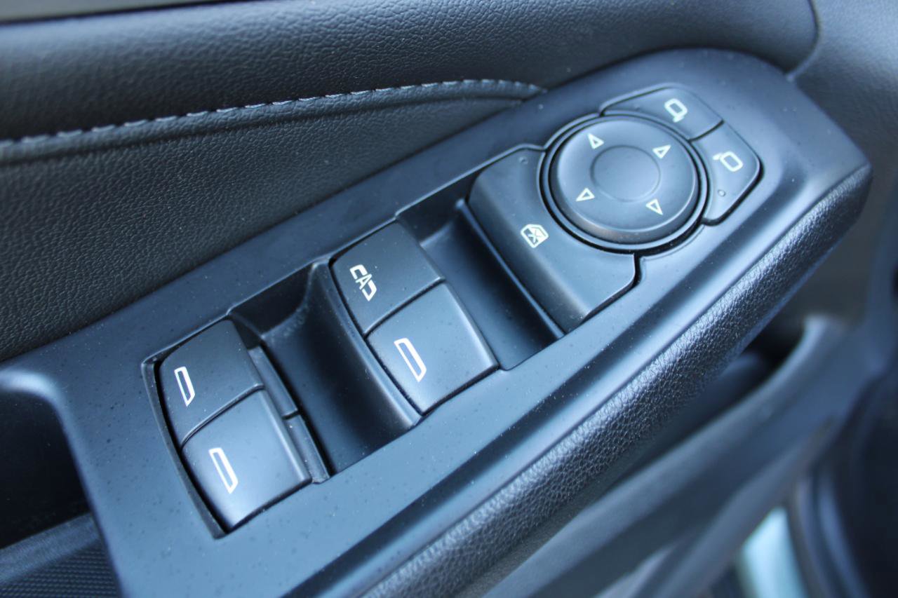 Used 2022 Chevrolet Traverse LT image 15