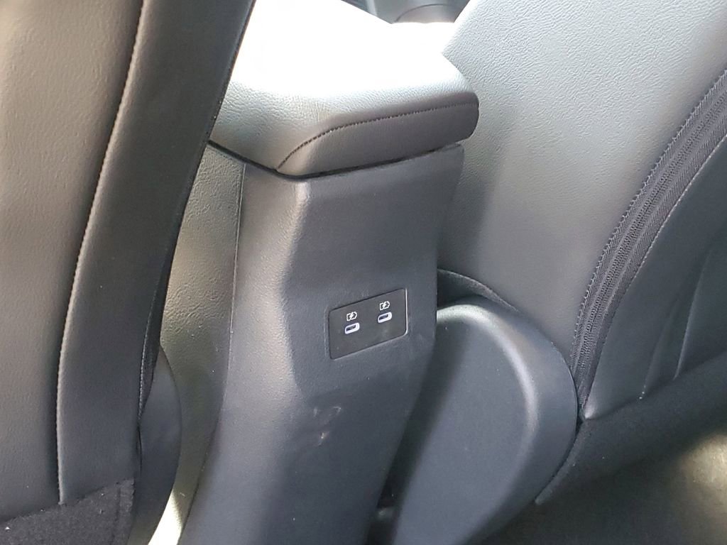 New 2025 Nissan Kicks SR image 26