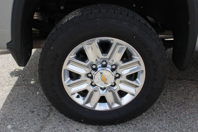 Used 2024 Chevrolet Silverado 3500 High Country w/ High Country Premium Package image 54