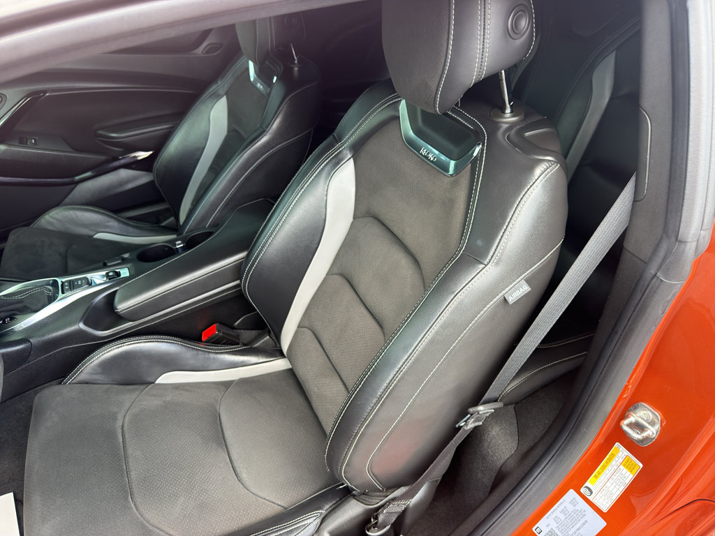 Used 2022 Chevrolet Camaro SS RWD image 11