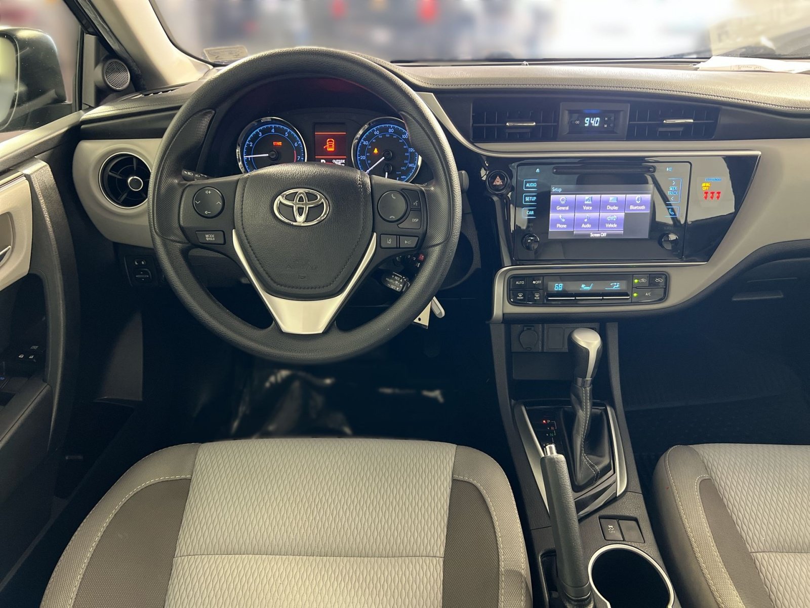 Used 2019 Toyota Corolla LE FWD image 23