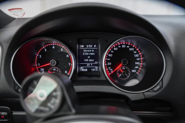 Used 2011 Volkswagen GTI 4-Door FWD image 8