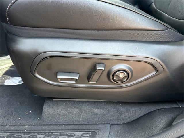 New 2025 Jeep Grand Cherokee L Altitude image 14