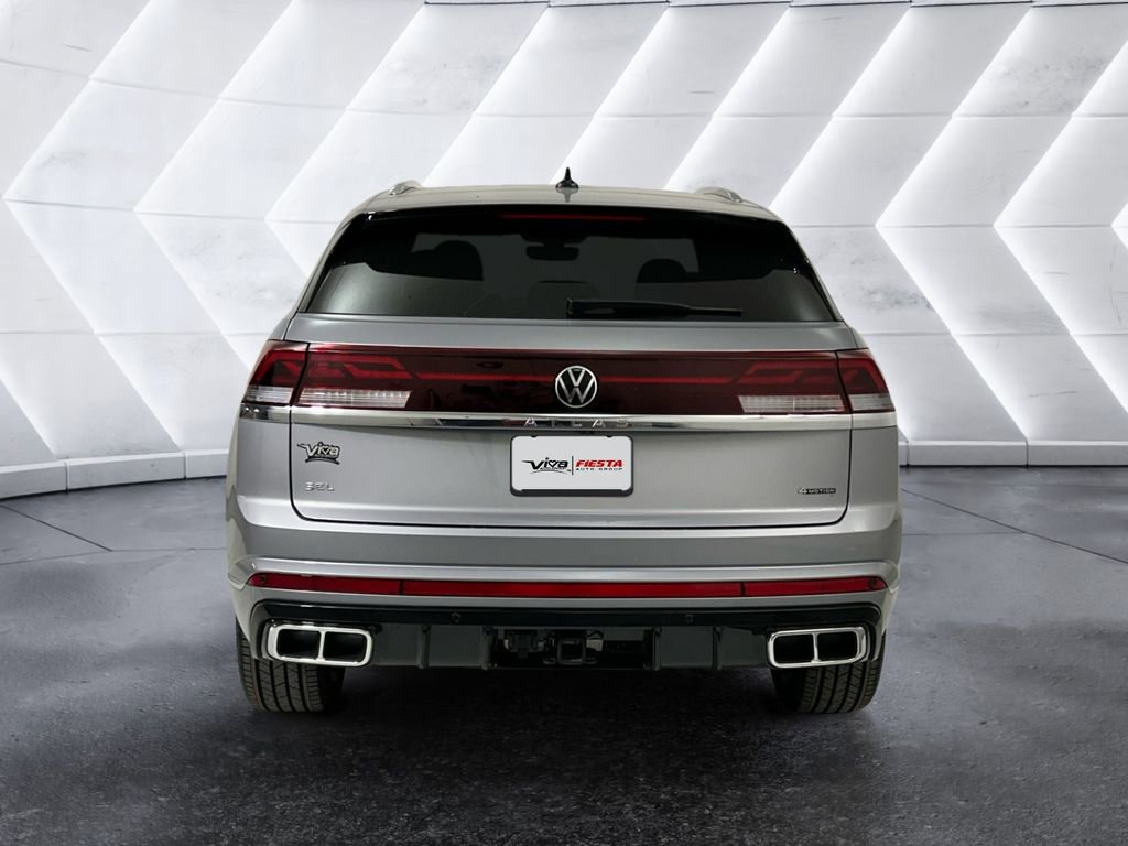 Used 2025 Volkswagen Atlas Cross Sport SEL Premium R-Line image 5