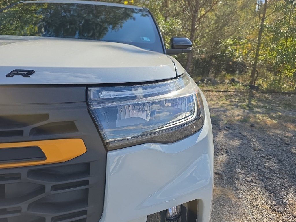 New 2027 Ford Explorer Tremor w/ Tremor Convenience Package AWD/4WD image 3