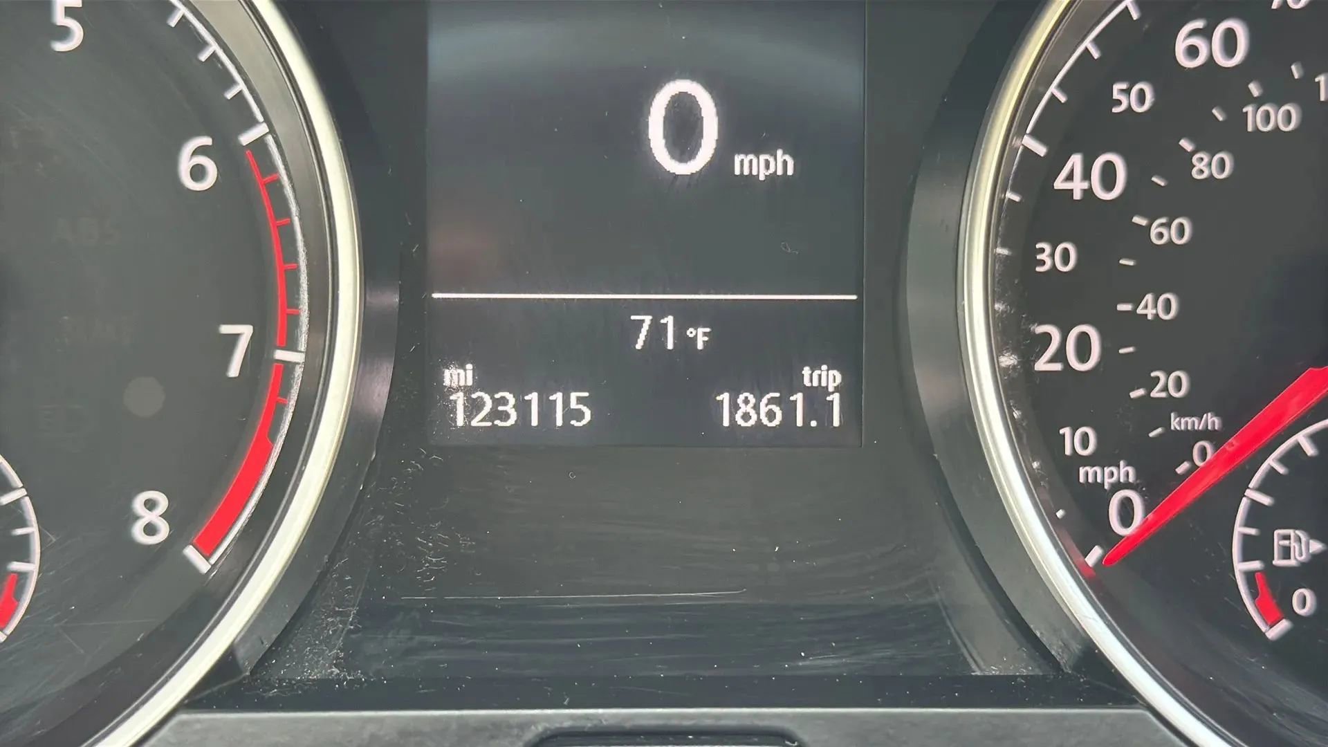 Used 2015 Volkswagen Golf S FWD image 17