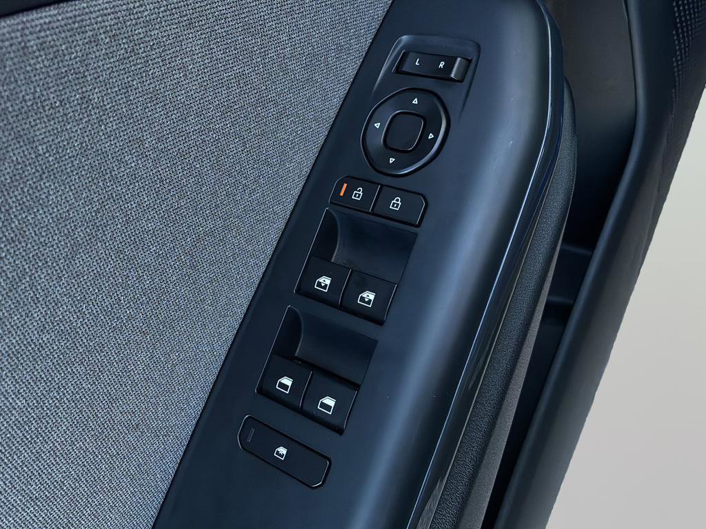 Certified 2025 Kia K4 EX image 12