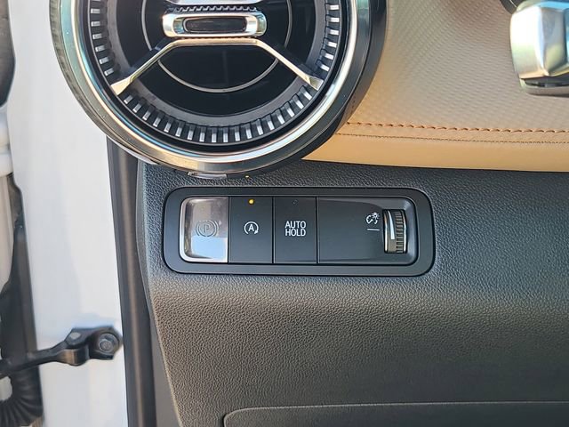 Used 2025 Chevrolet Equinox ACTIV w/ Safety and Technology Package image 26