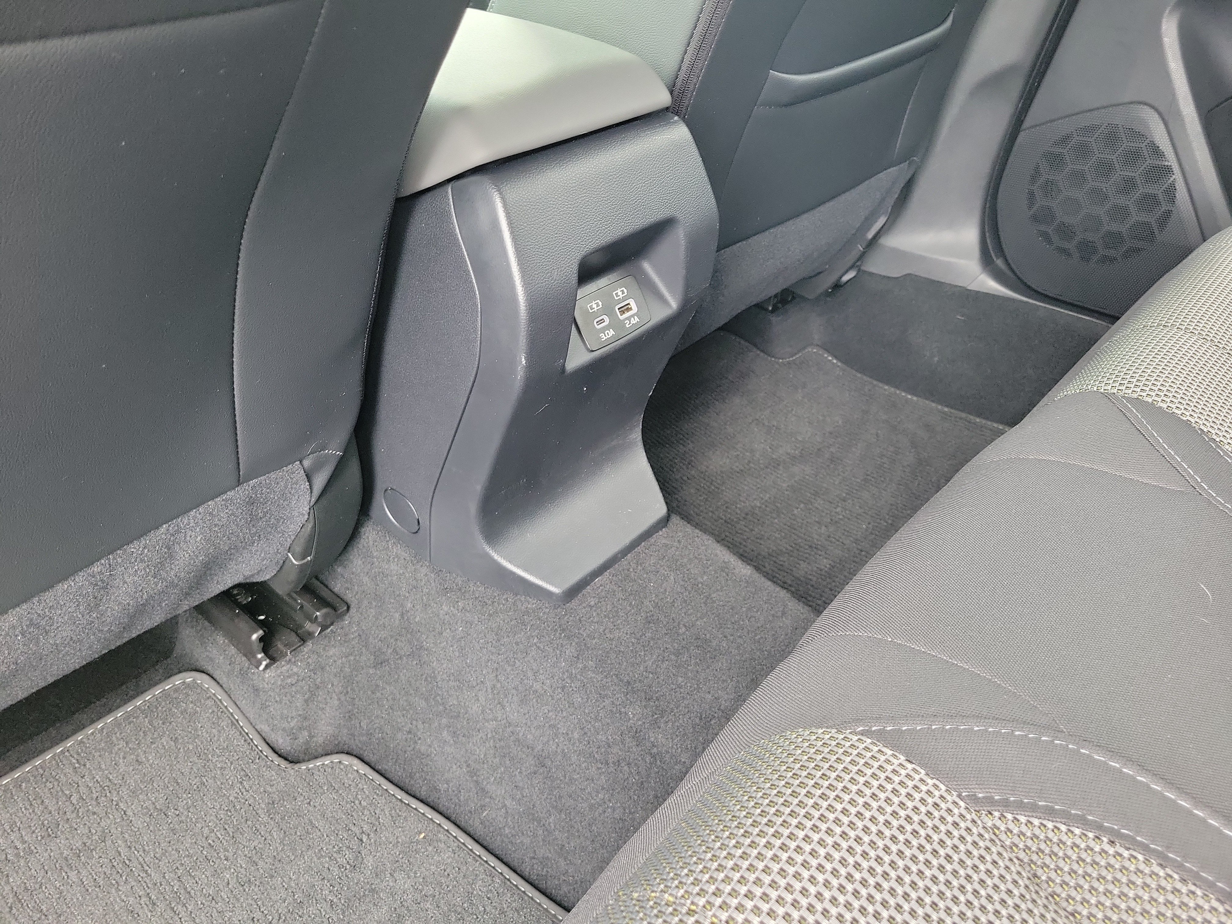Certified 2024 Subaru Crosstrek 2.0i Premium AWD/4WD image 12