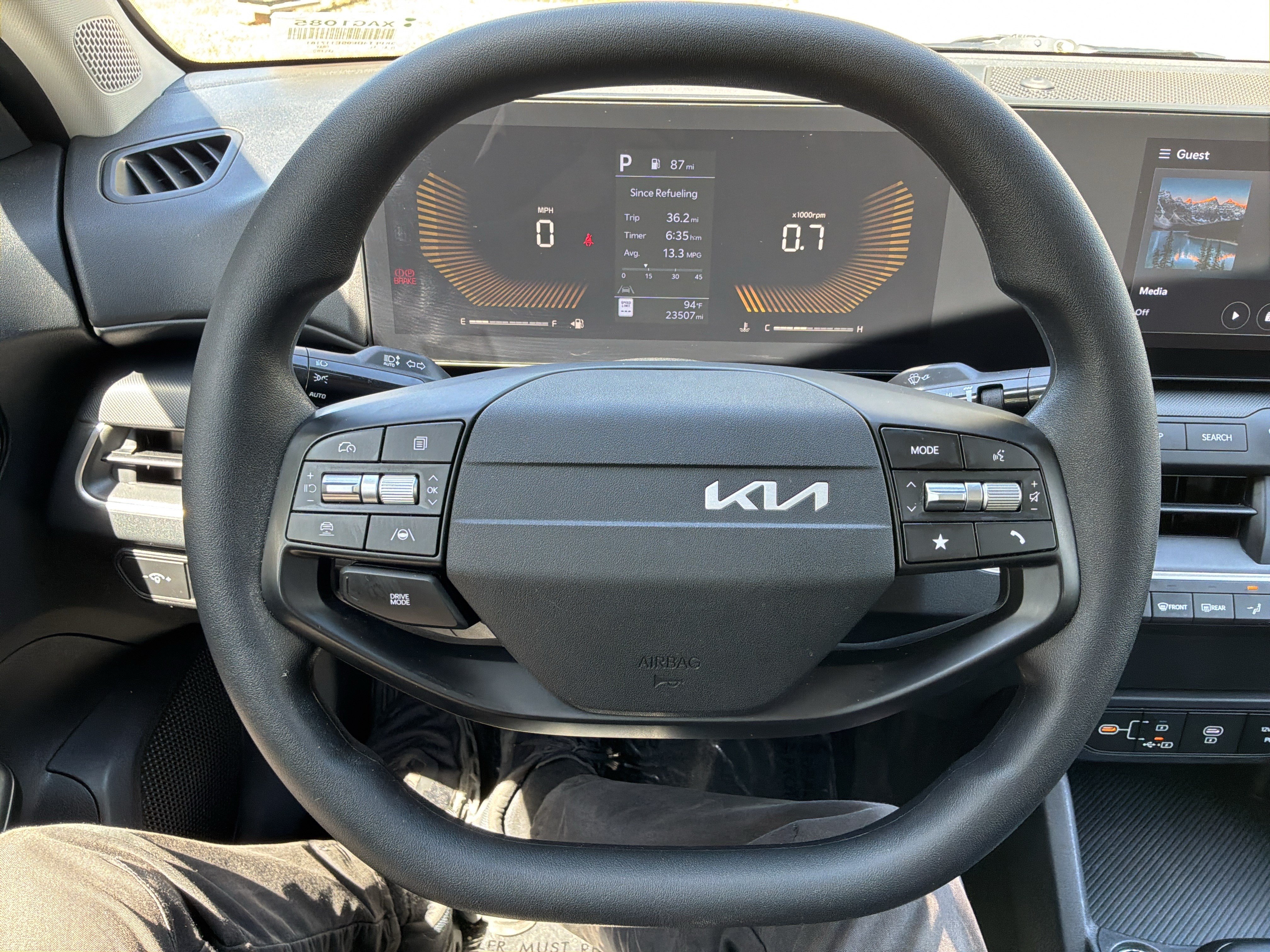Used 2025 Kia K4 FWD image 18