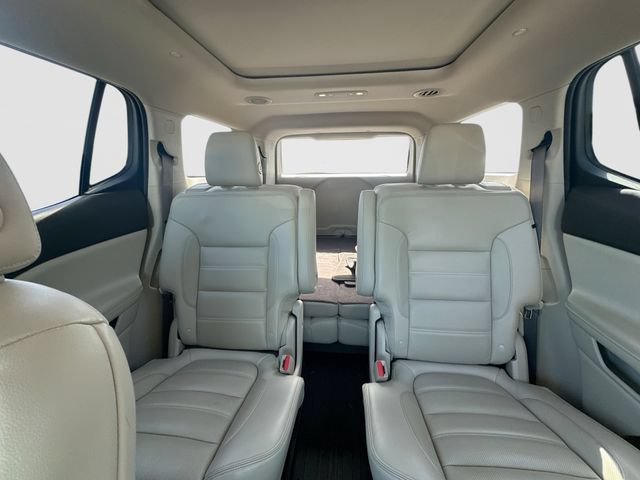 Used 2019 GMC Acadia Denali w/ Technology Package FWD image 21