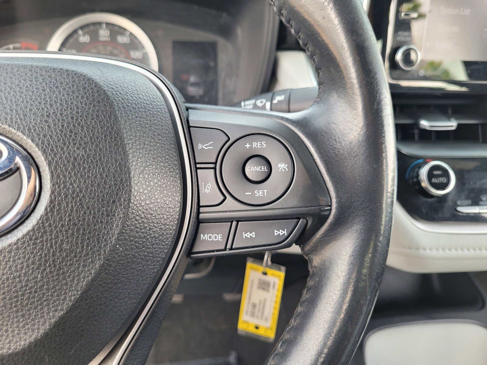 Used 2021 Toyota Corolla SE image 22