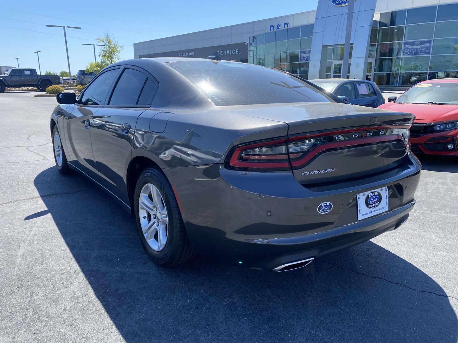 Used 2023 Dodge Charger SXT w/ Cold Weather Package RWD image 5