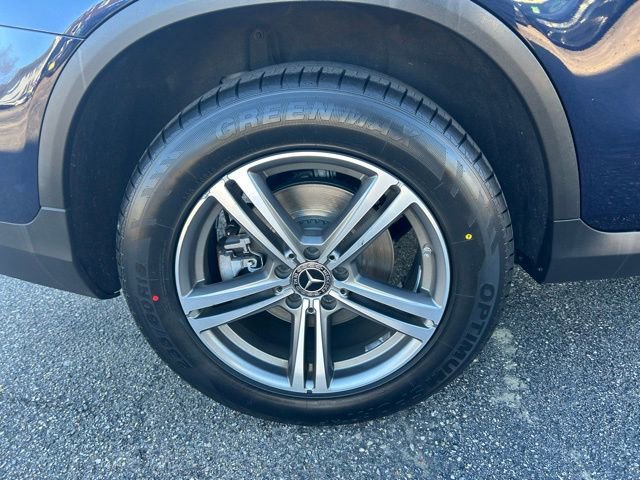 Used 2020 Mercedes-Benz GLC 300 4MATIC image 5