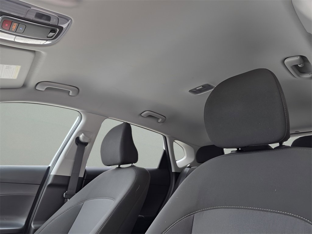 Certified 2025 Hyundai Kona SEL image 19