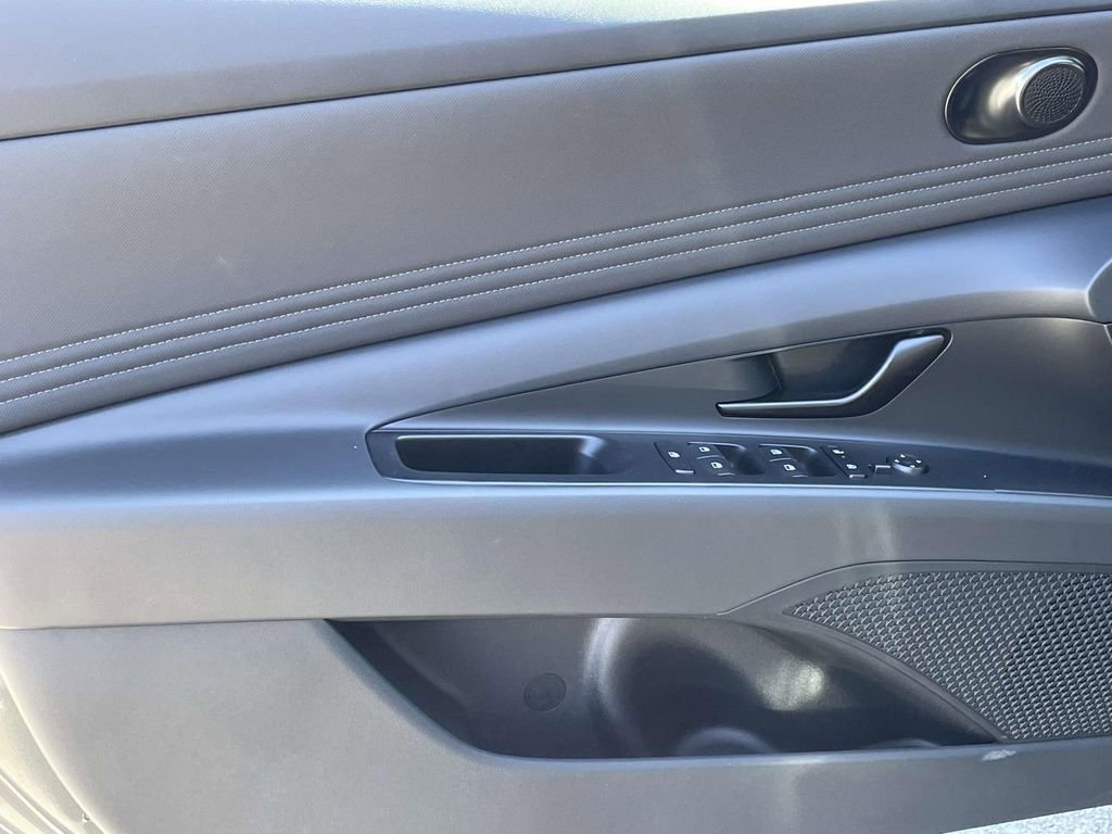 New 2026 Hyundai Elantra Sport image 13