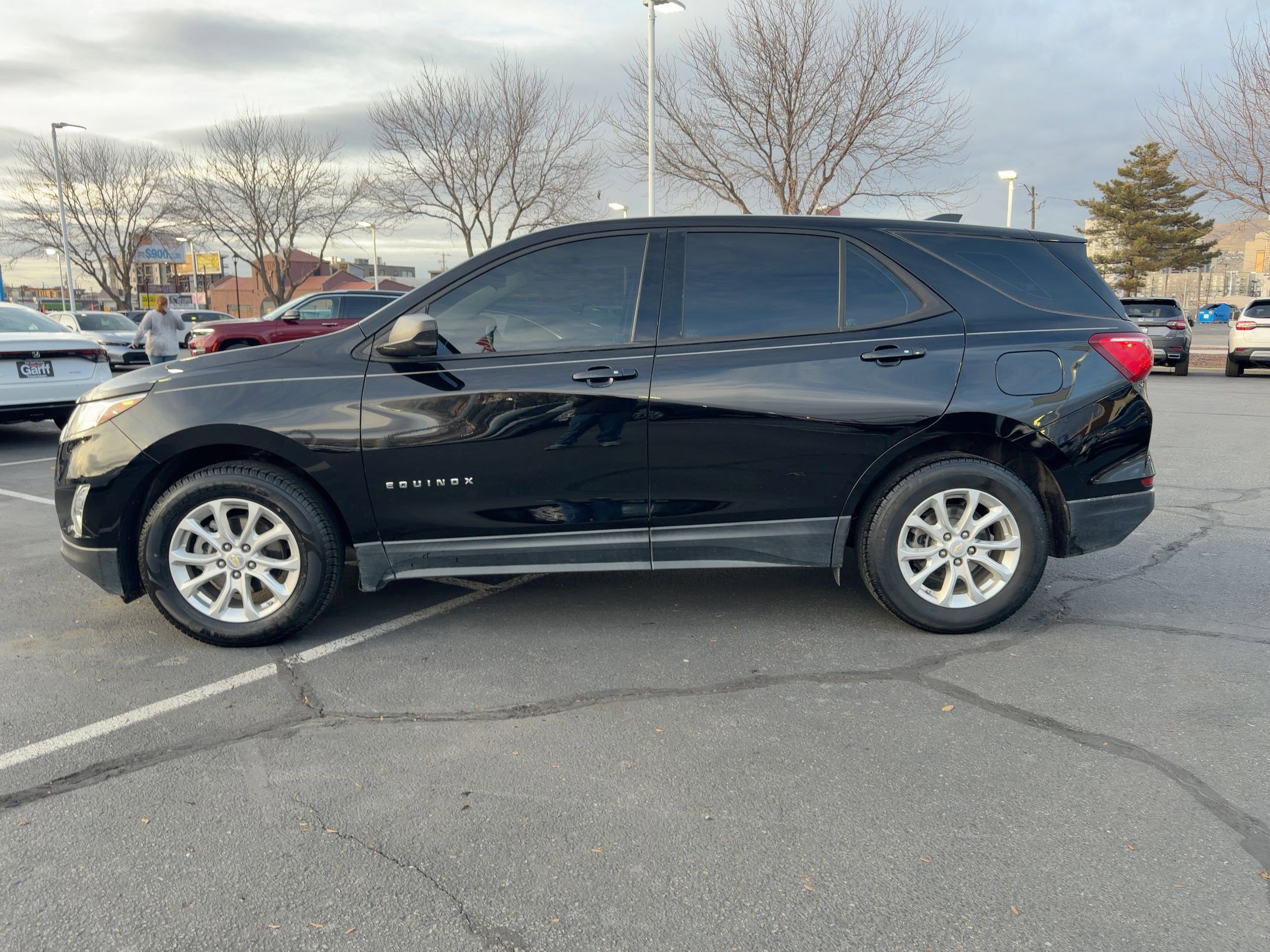 Used 2018 Chevrolet Equinox LS image 9
