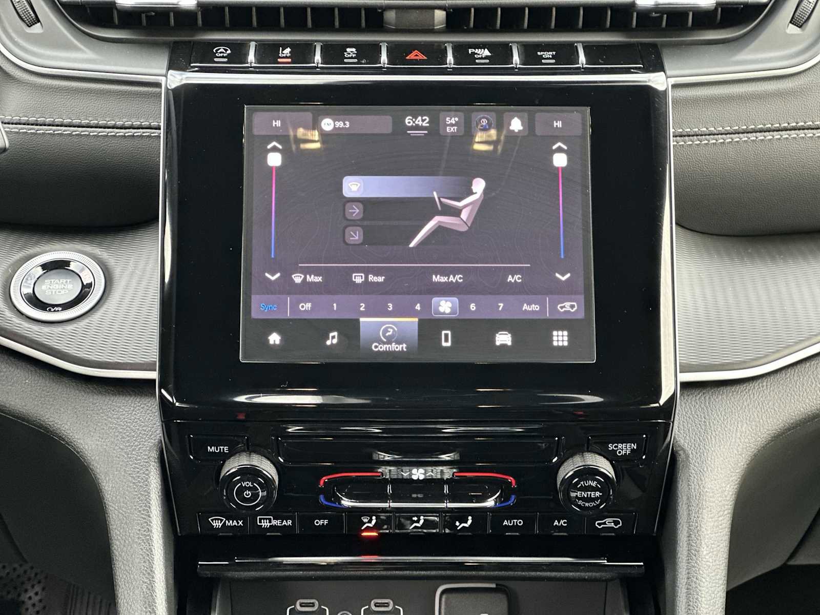 New 2025 Jeep Grand Cherokee Laredo image 16