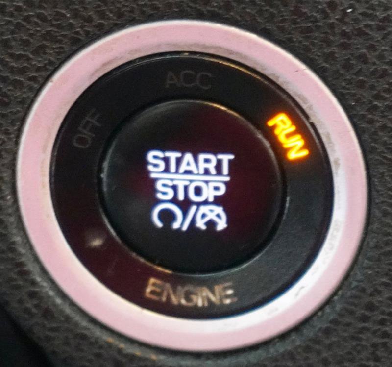 Used 2015 Dodge Charger SXT w/ Plus Group RWD image 16