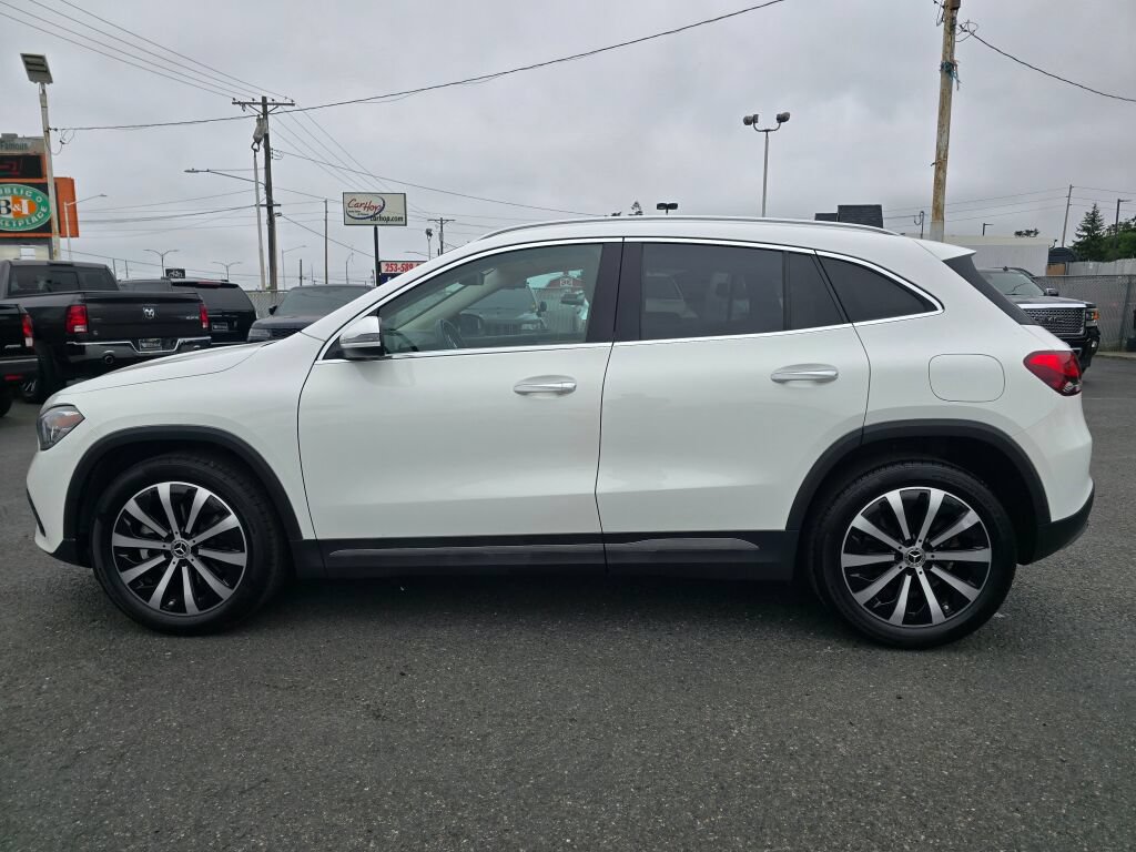 Used 2022 Mercedes-Benz GLA 250 4MATIC image 9