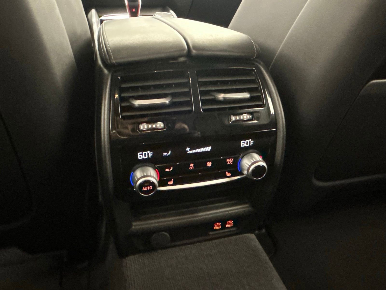 Used 2023 BMW M5 w/ Executive Package image 37