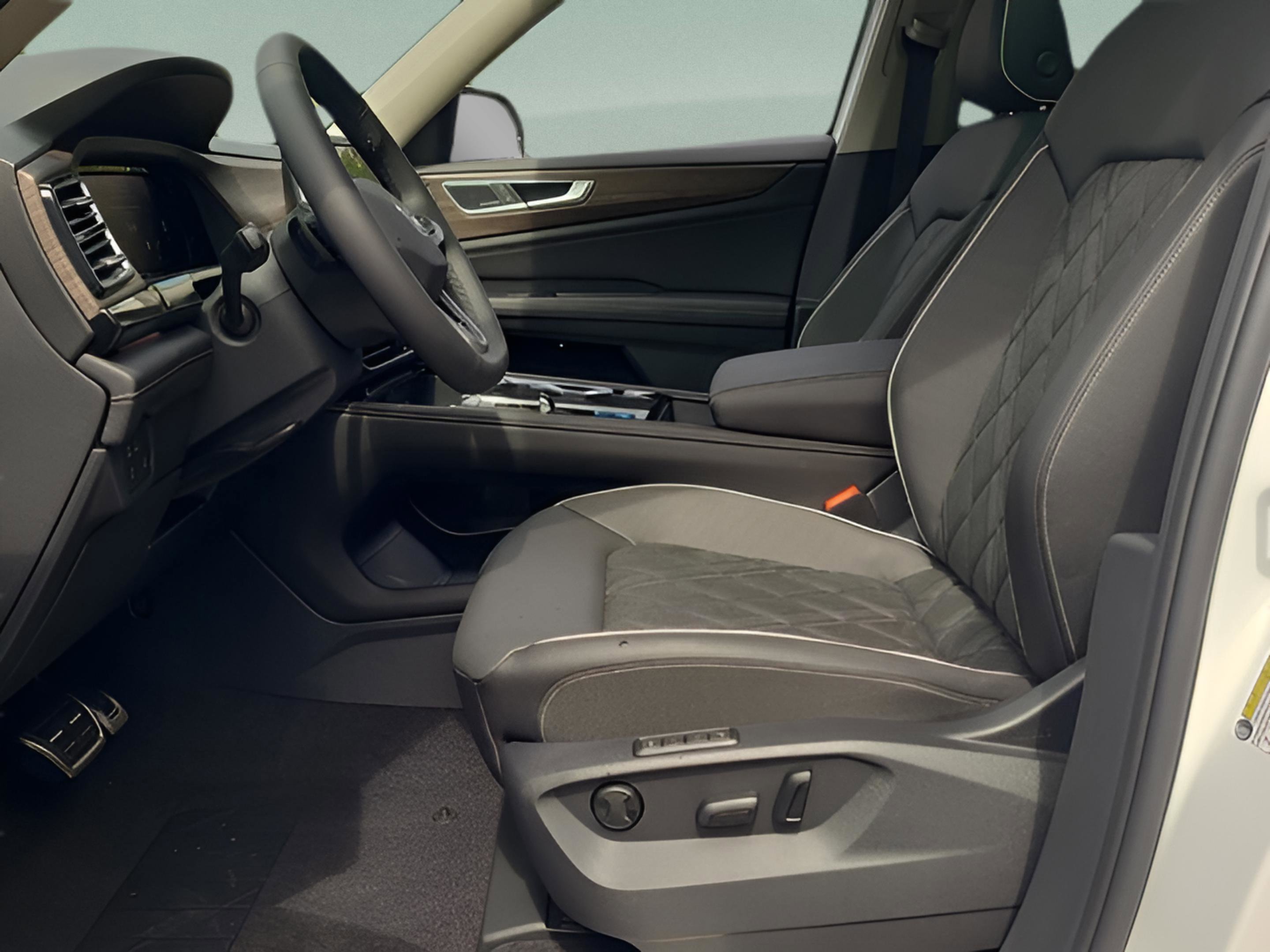 New 2026 Volkswagen Atlas SEL Premium R-Line image 12