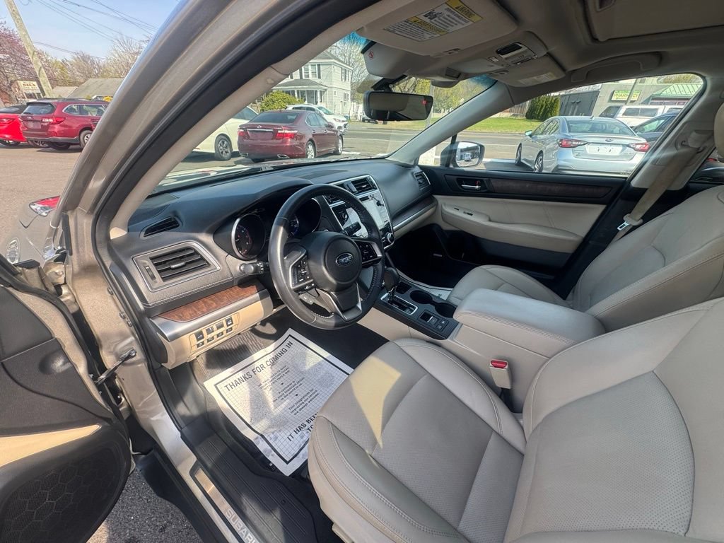 Used 2018 Subaru Outback 3.6R Limited AWD/4WD image 25