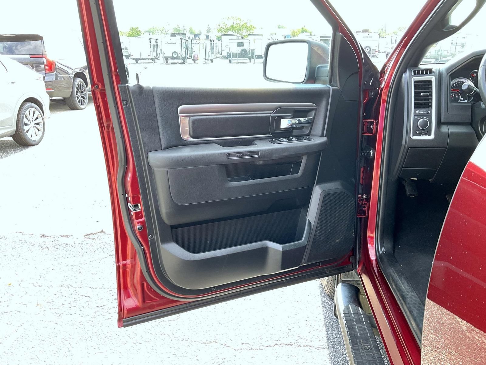 Used 2021 RAM 1500 Warlock w/ Electronics Group AWD/4WD image 10
