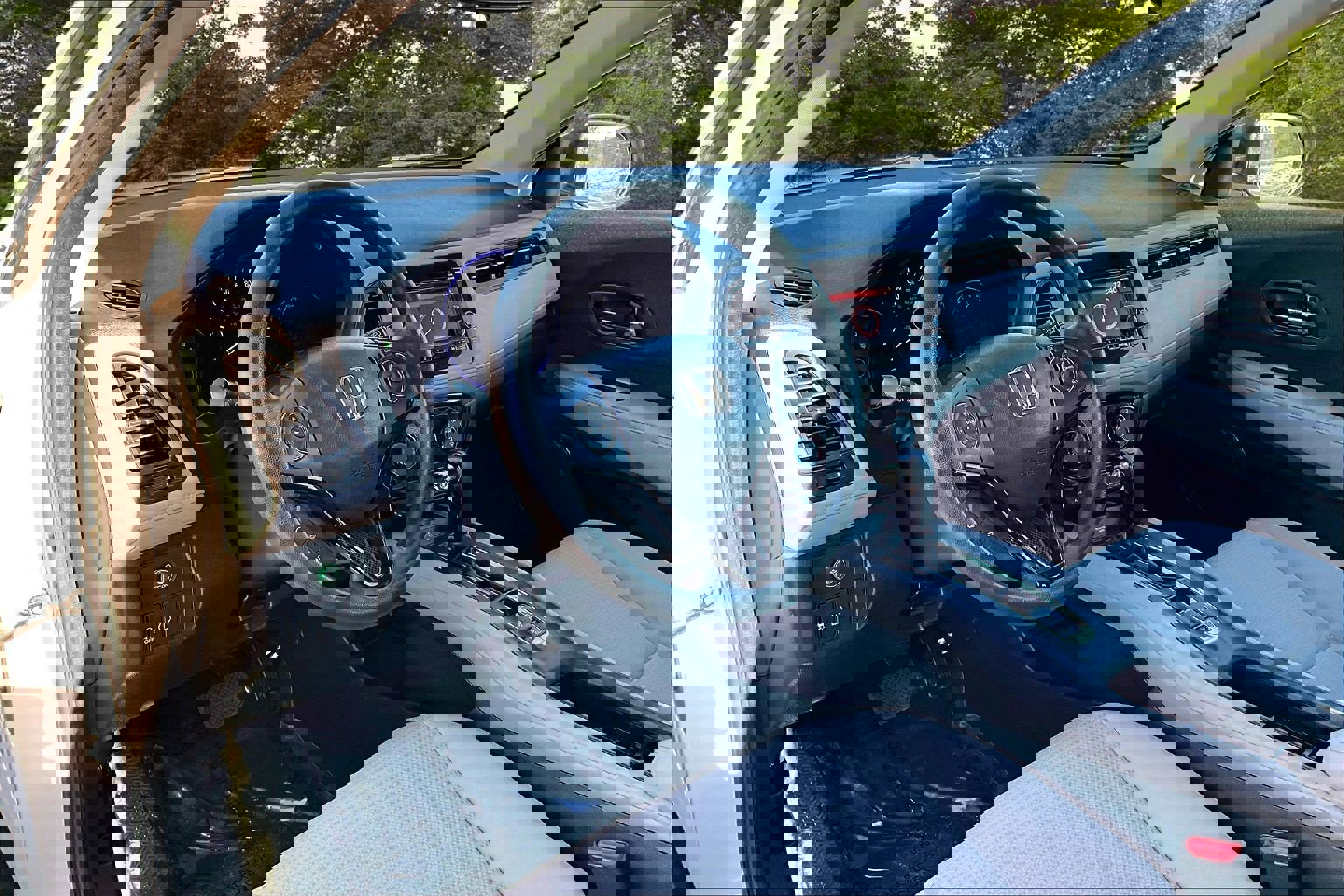 Used 2022 Honda HR-V LX image 18