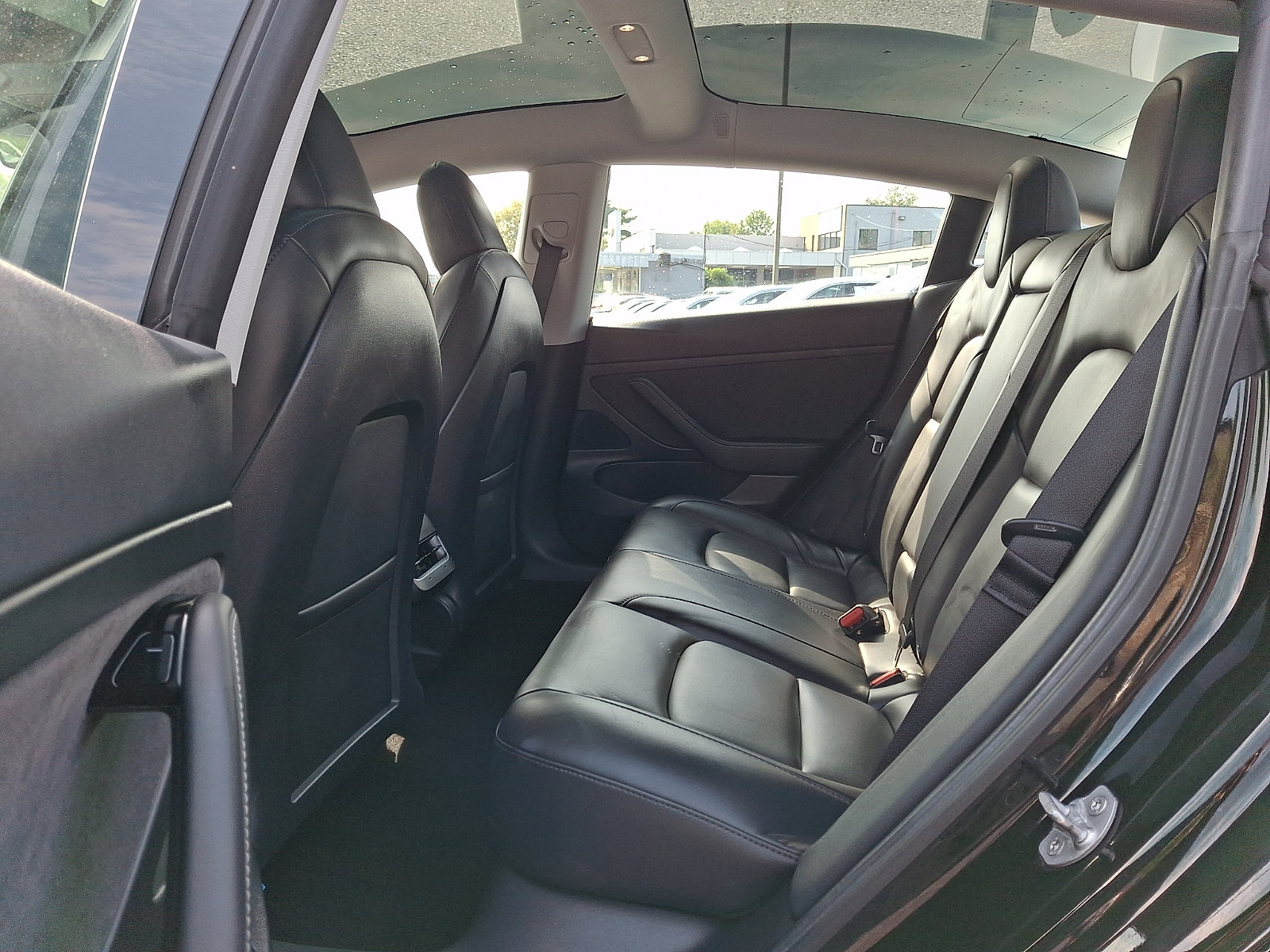 Used 2020 Tesla Model 3 Standard Range Plus RWD image 10