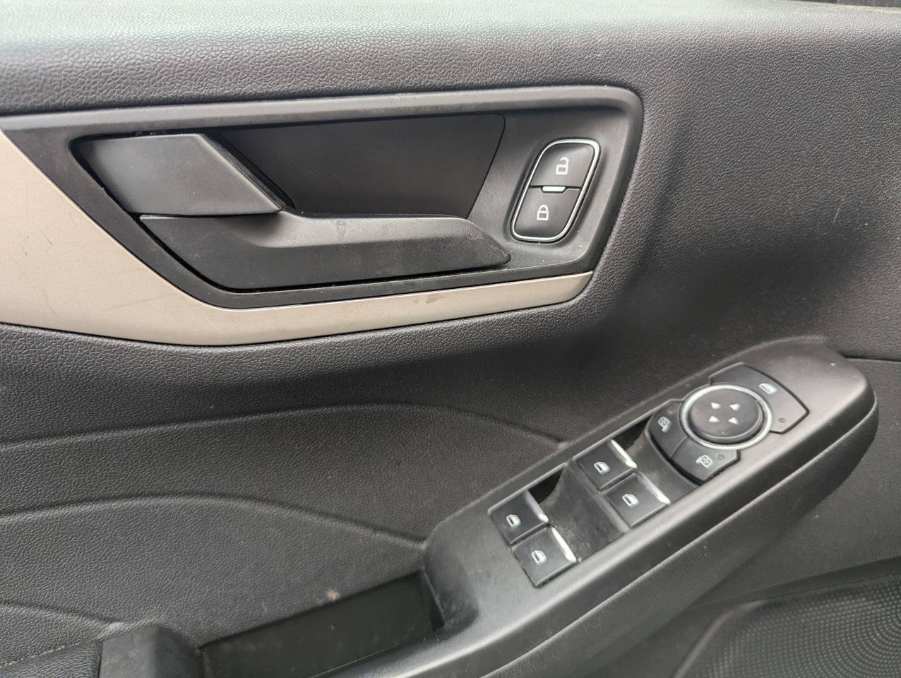 Used 2022 Ford Escape SE w/ Convenience Package AWD/4WD image 10
