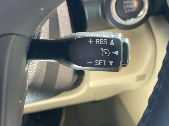 Used 2017 Toyota Camry XLE w/ Moonroof Package image 25