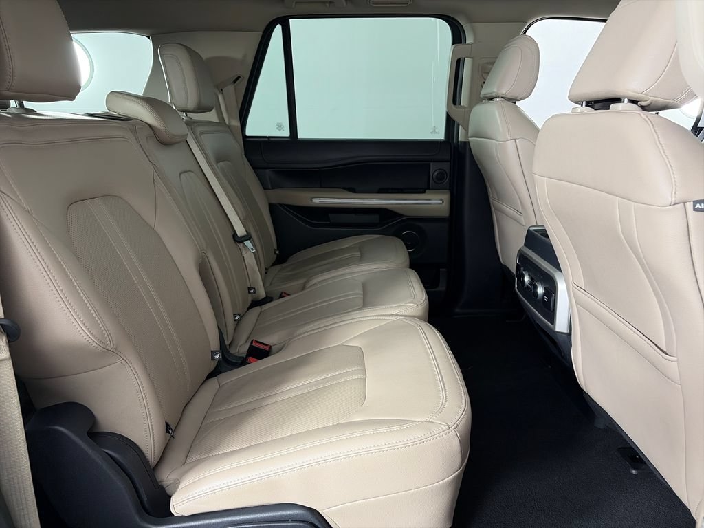 Used 2024 Ford Expedition Max Limited AWD/4WD image 30