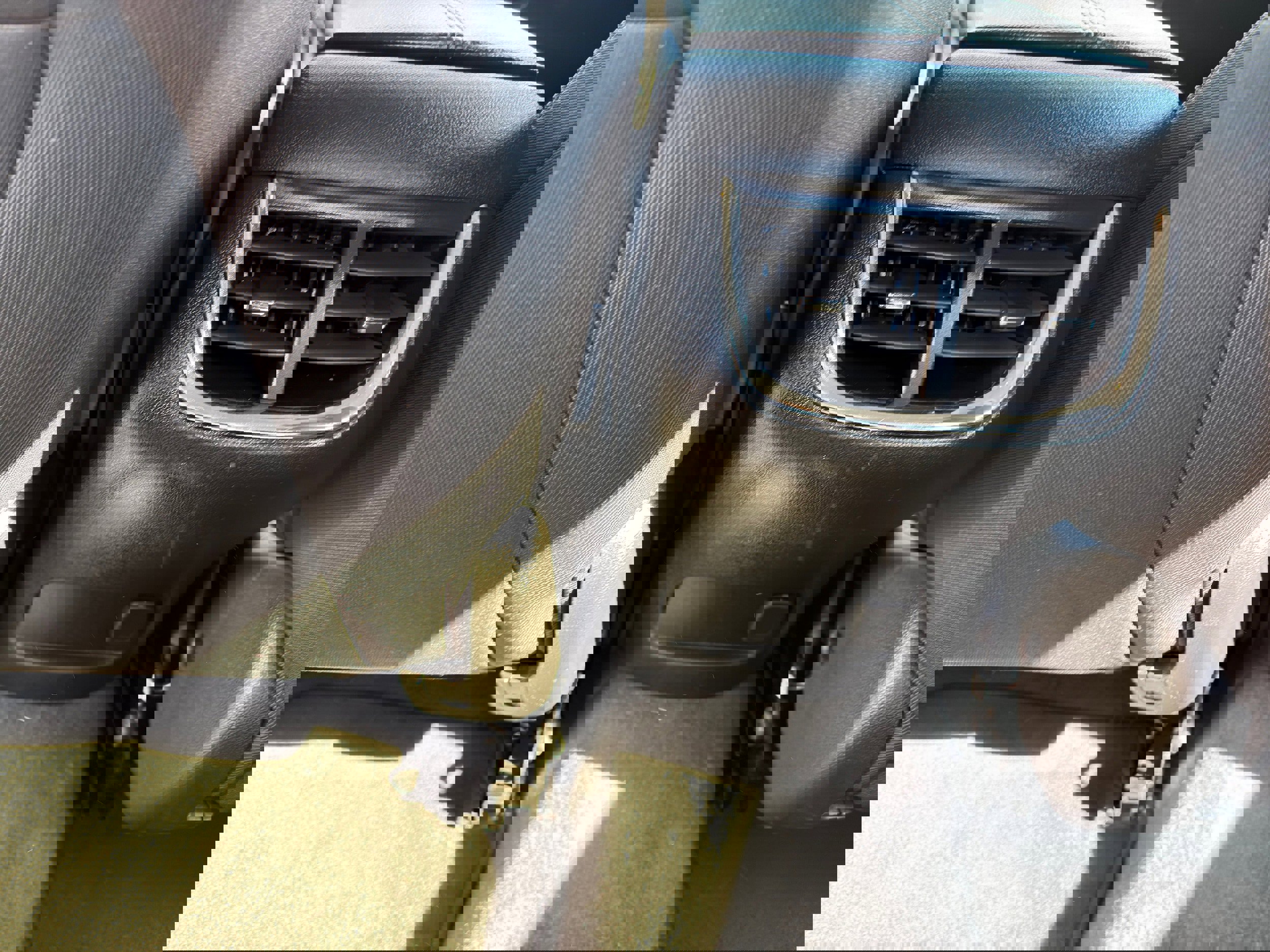 Used 2023 Chevrolet Malibu LT image 20